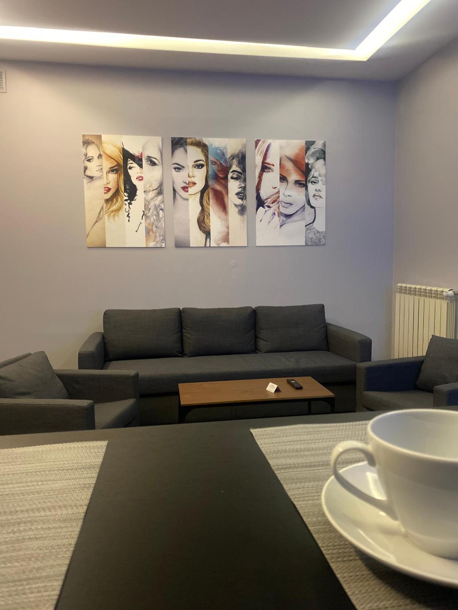 Piekarnia Apartamenty Manufaktura, Parking, Dostep Na Kod, Klima, 1-3 Pokoje, Prywatna Kamienica Lodz  Bilik gambar